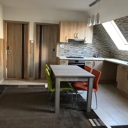 Jasmine's Vendeghaz Guest house Gyor